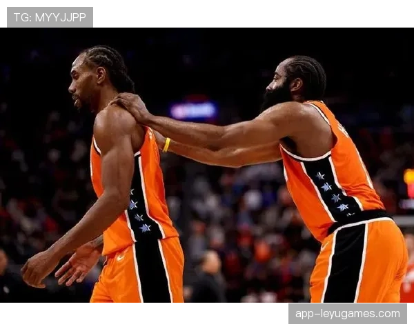 哈登与伦纳德缺阵,快船在比赛中失去节奏,哈登和伦纳德谁的地位高 哈登与伦纳德缺阵,快船在比赛中失去节奏,哈登和伦纳德谁的地位高