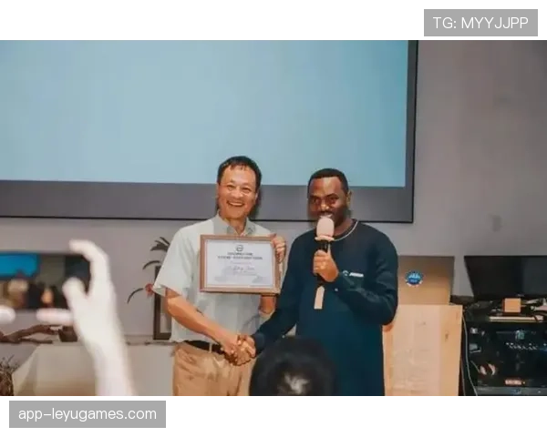 北大一教授在巴西飞机失事中不幸遇难，1991年北大教授